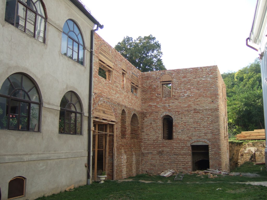 Фотографија из галерије Манастира Кувеждин, 2007 (15)